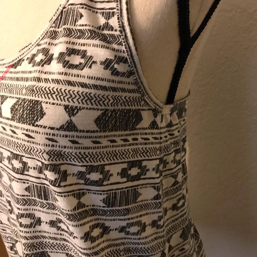 Mossimo Target Tank Top - Picture 3 of 5